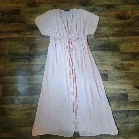 Fancyinn Long Light Pink Lace Front-Tie  Kimono Size Medium - Picture 1 of 10